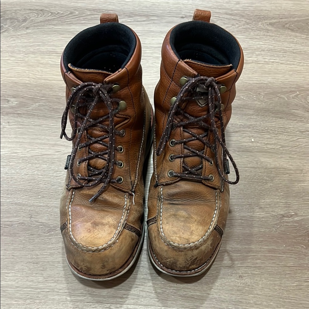 Irish Setters work boots! Weekend warrior beaters! Lots of life. No tears!